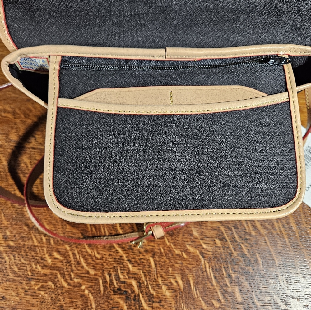 Dooney & Bourke Cabriolet Canvas Crossbody Clutch Vintage NWT - Picture 5 of 11